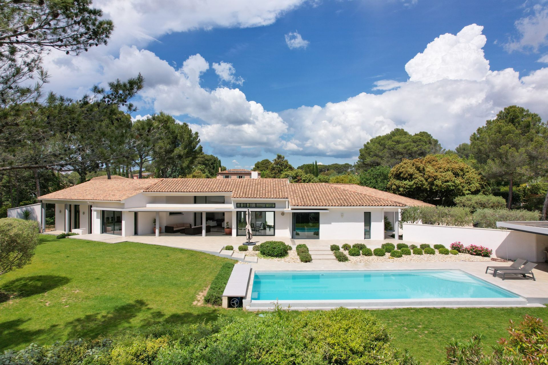 maison contemporaine 9 pièces en vente sur LAMBESC (13410)