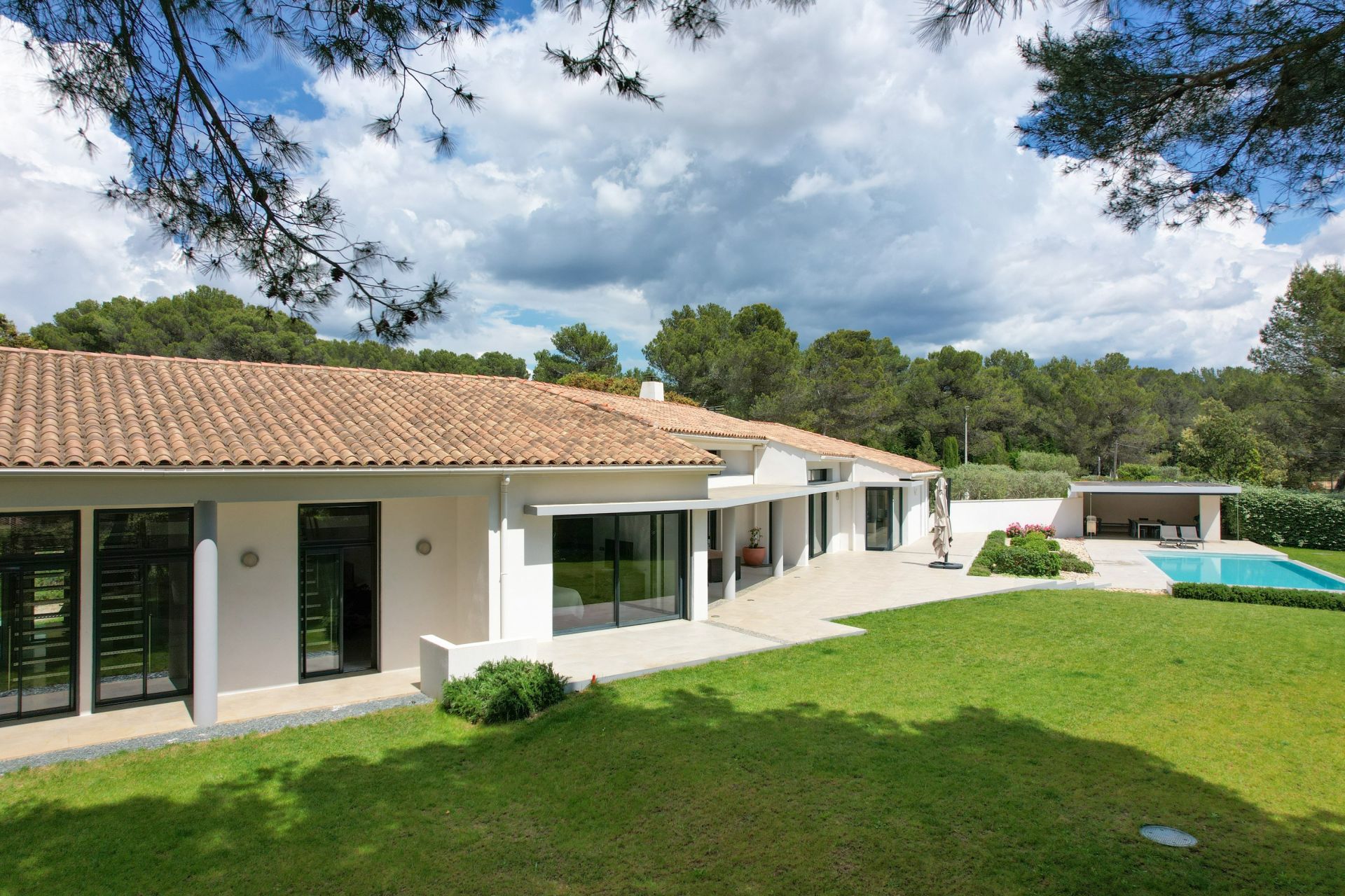 maison contemporaine 9 pièces en vente sur LAMBESC (13410)