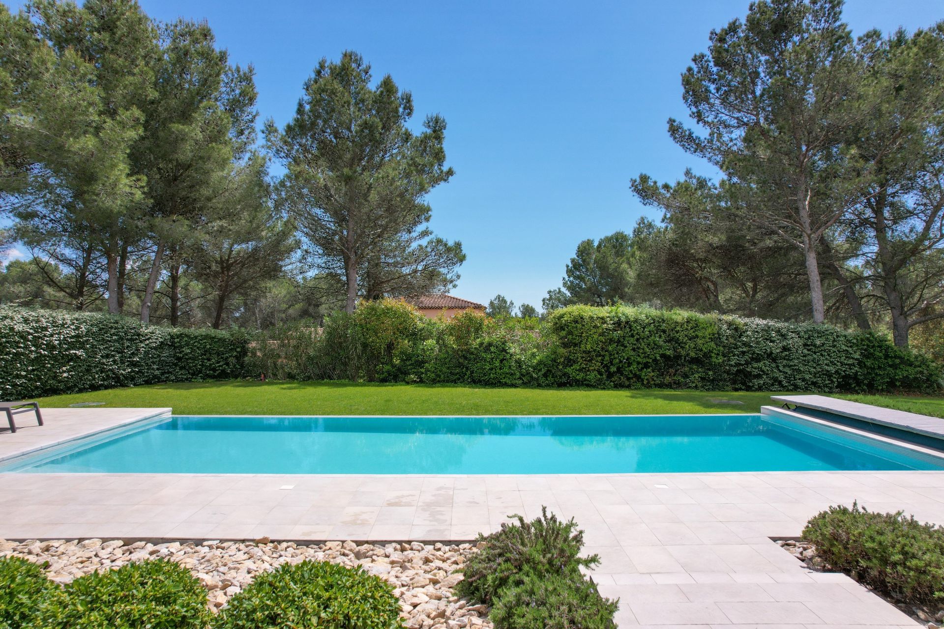 maison contemporaine 9 pièces en vente sur LAMBESC (13410)