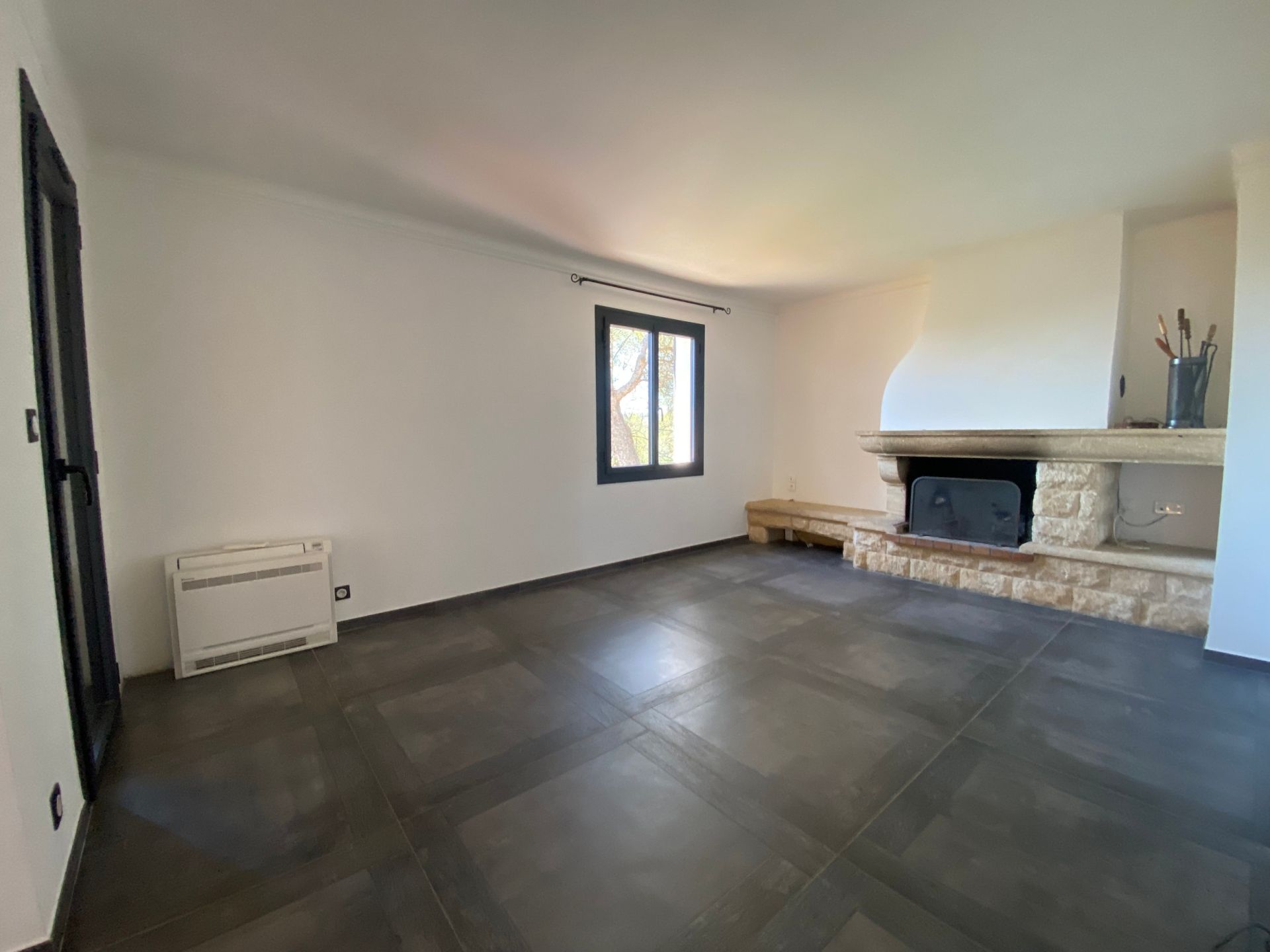 maison 6 pièces en location sur AIX EN PROVENCE (13100)
