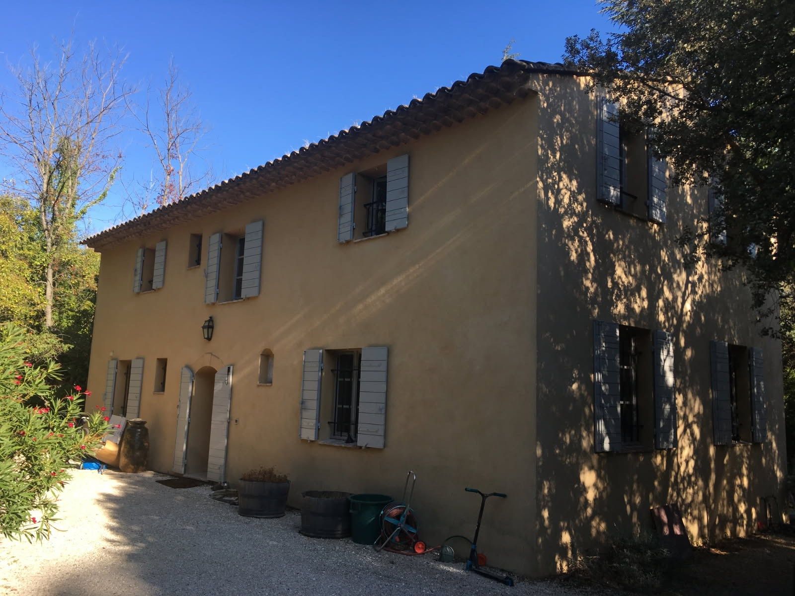 bastide 5 pièces en location sur AIX EN PROVENCE (13100)