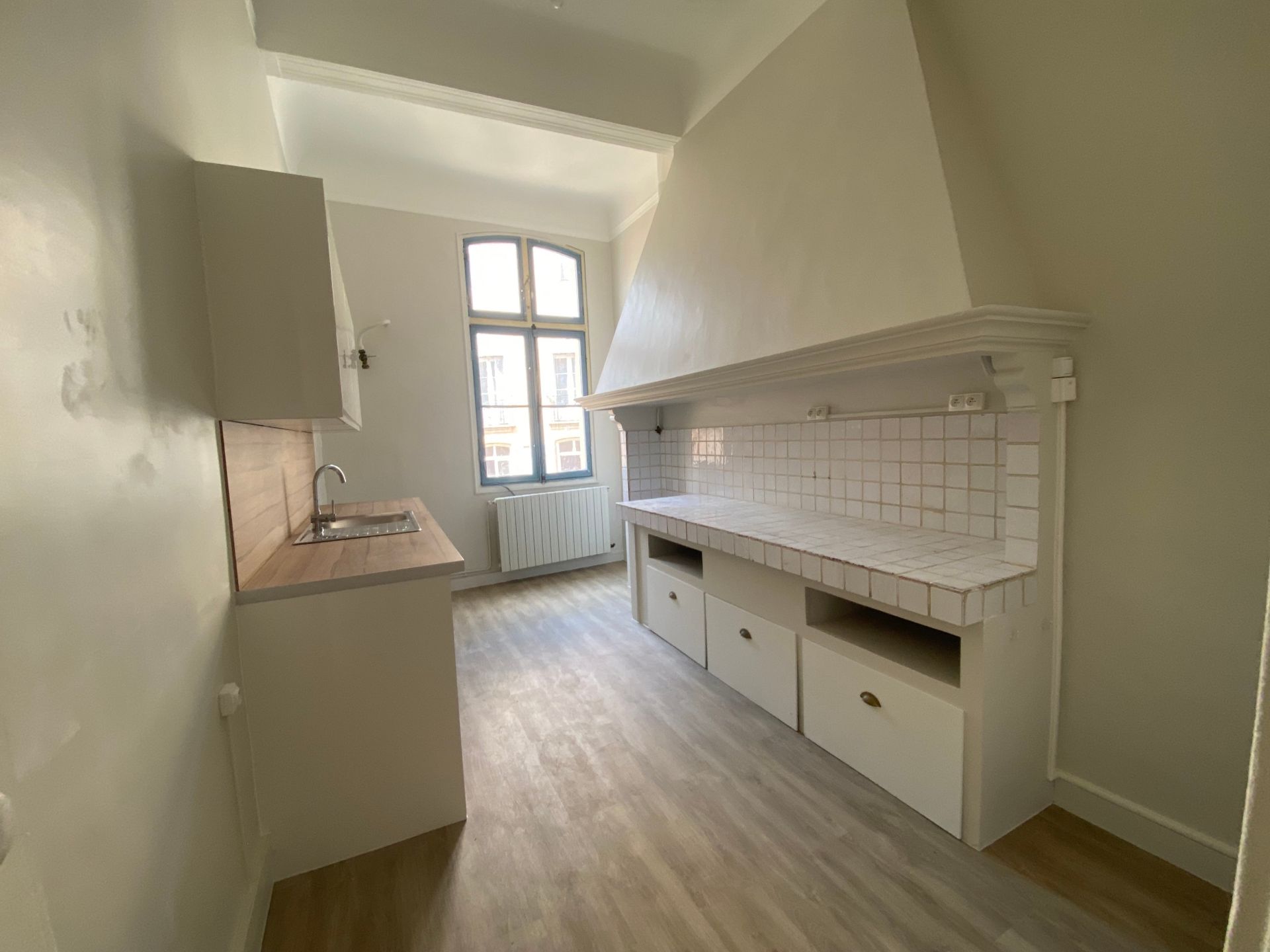 appartement 5 pièces en location sur AIX EN PROVENCE (13100)