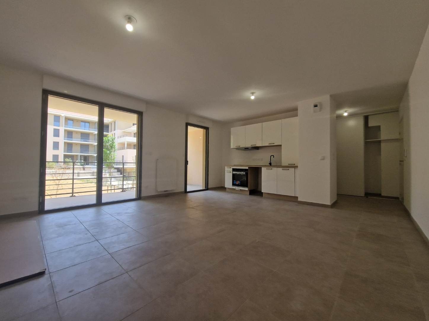 appartement 3 pièces en location sur LUYNES (13080)