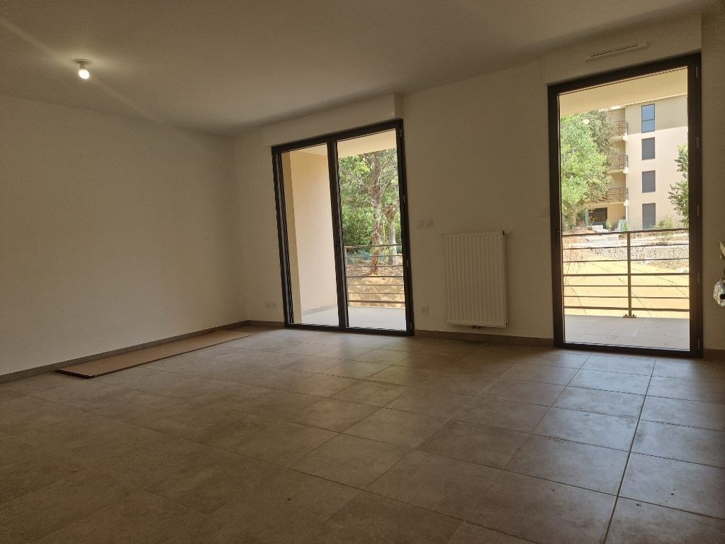 appartement 3 pièces en location sur LUYNES (13080)