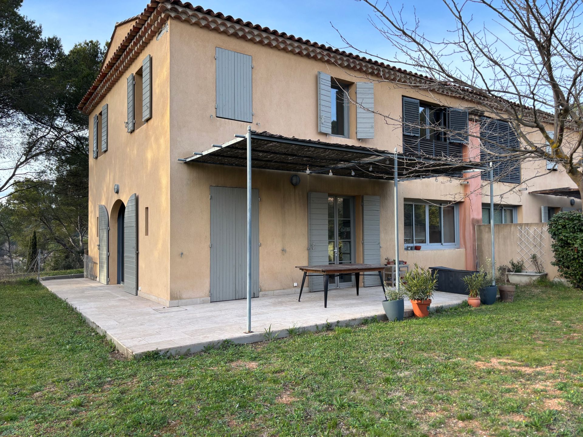 maison 5 pièces en location sur BEAURECUEIL (13100)