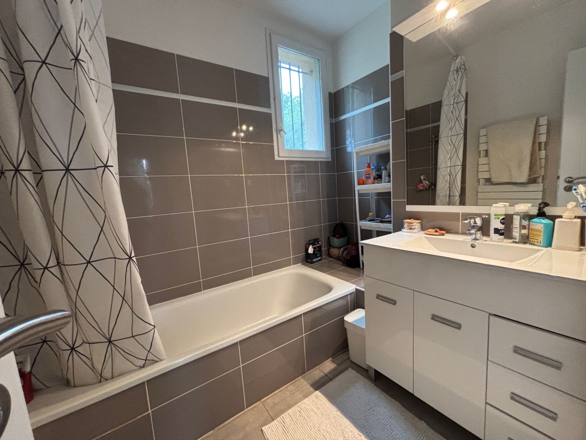 maison 5 pièces en location sur BEAURECUEIL (13100)