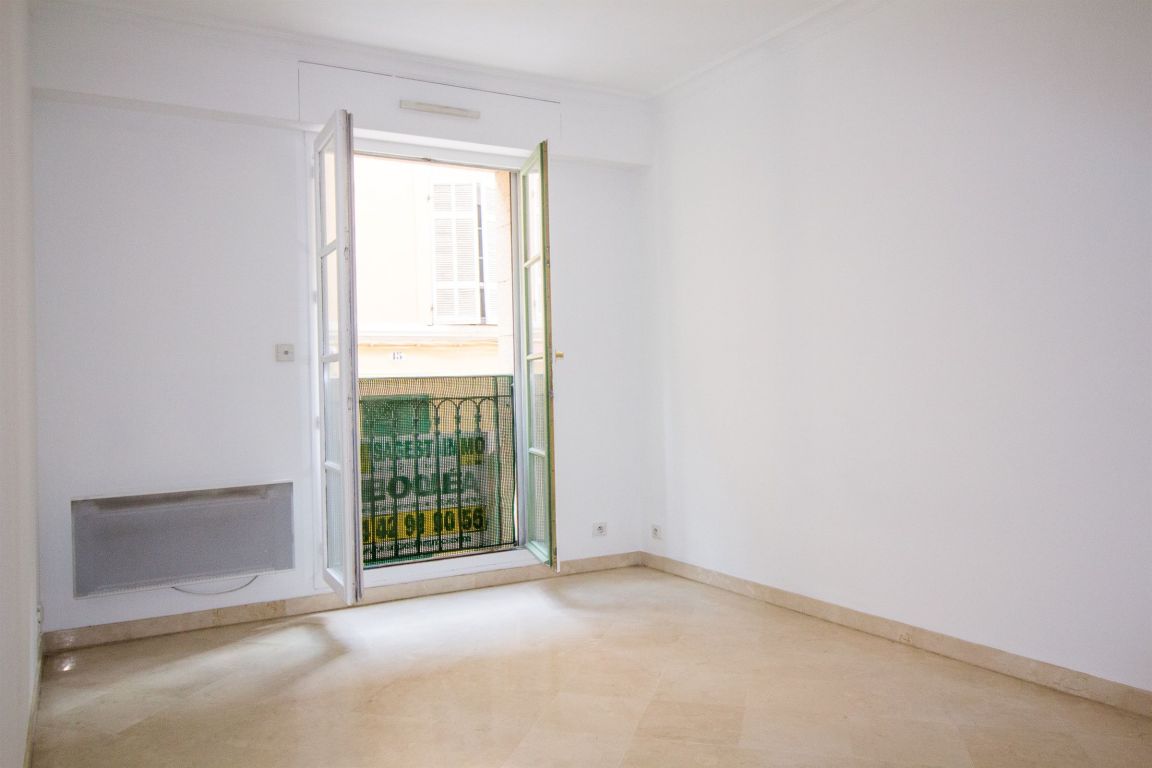 appartement 1 pièce en location sur AIX EN PROVENCE (13100) - Plus de details